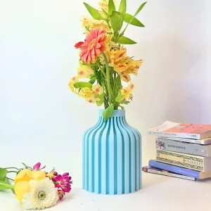 Vase-stri-bleu