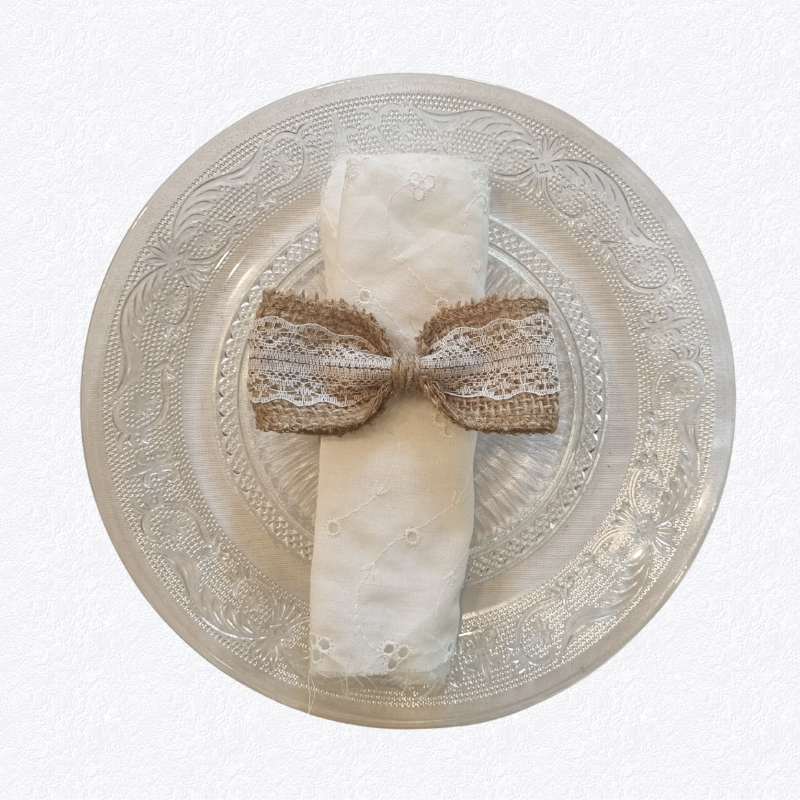 Noeud-jute-dentelle-assiette Noeud-jute-dentelle-assiette