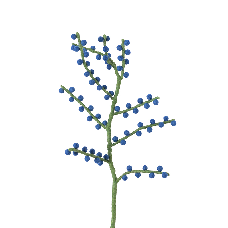 Branche_myrtille_laine_bleu Branche_myrtille_laine_bleu